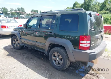 2010 Jeep Liberty Renegade z USA, uszkodzony, nr VIN 1J4PN3GK1AW158252